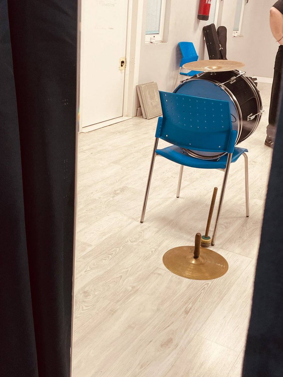 Comparsaml's tweet photo. 🎭¡HOY ES DOMINGO, PERO MAÑANA VOLVEMOS A LOS ENSAYOS!

Una nueva semana de trabajo, ilusión y ganas de seguir creciendo como grupo.Escuchar a esta comparsa es, a día de hoy, una auténtica maravilla.

❤️Gracias por todo vuestro apoyo a esta nueva aventura.¡Vamos a por la semana! https://t.co/rRHymVOJdP