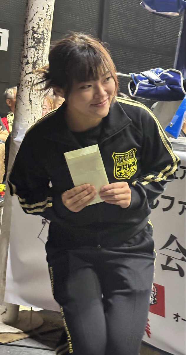 HasDot91318's tweet photo. 道頓堀プロレス昼興行より
女性陣
#道頓堀プロレス
#藤田あかね
#七星
#仁々芽咲
#マリ卍
#RIRU https://t.co/0GZd7J20yS