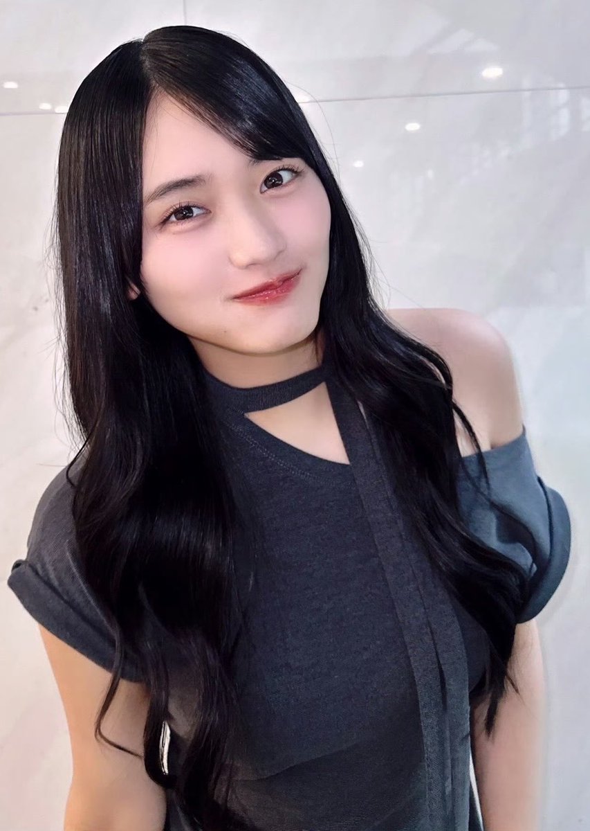 ym_sk_0's tweet photo. おつぱいでか https://t.co/vgN6FLCNqr