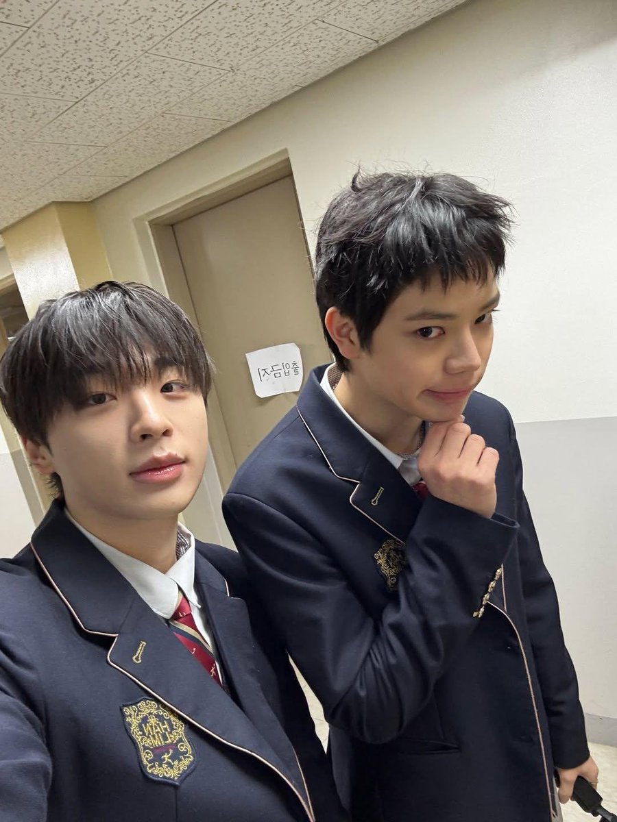 jongsukonly123 tweet picture