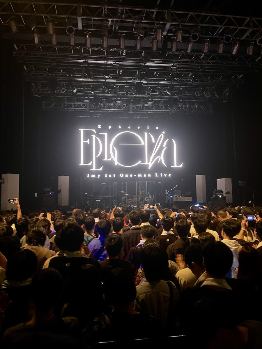 Blood_Episode's tweet photo. 最後はほんとに感動しました
最高の演奏、ありがとうございます
#Imy1stLive https://t.co/FuJvIMBL2Z