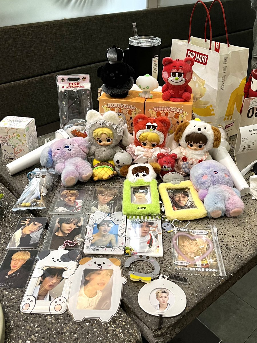 ryulcarts's tweet photo. pi enip 3 tahun cingtahh @RIIZE_official 🧡🧡 https://t.co/SpRdy0OEjs