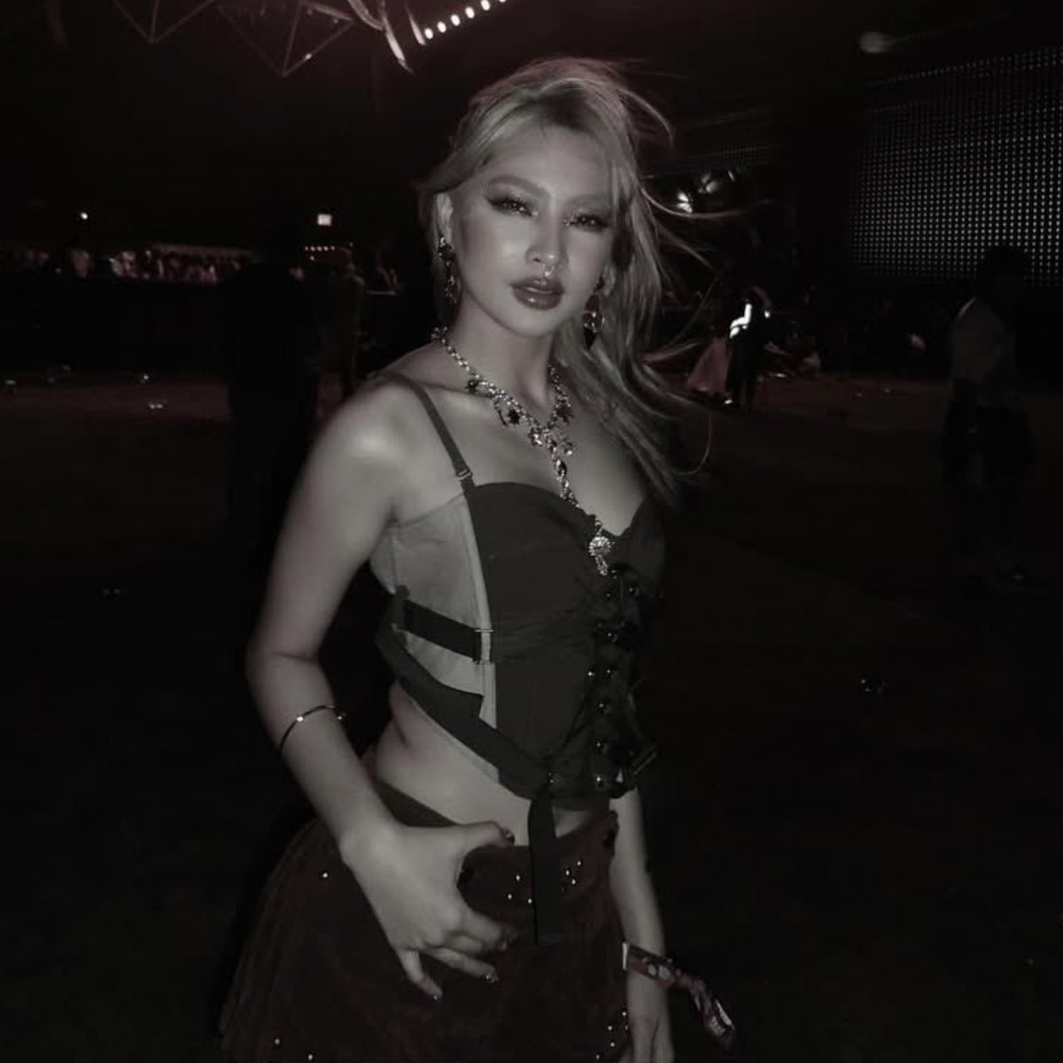 stacolatte's tweet photo. this iconic 24 years old blondie Colet https://t.co/PzXsZb2lln