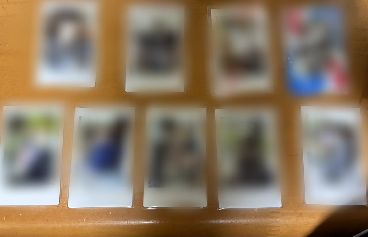 mendakovwl2's tweet photo. やっとチェキ見れたー！
ちょうど東京行く日に家に届いたから見れてなかった！まーじでみんなビジュ良き！！やっぱり浴衣はいいね！👍
今回初めて10枚頼んだ！！
落書きも天才的！！ボイス可愛すぎた🤦‍♀️ https://t.co/guTEBjb8IJ