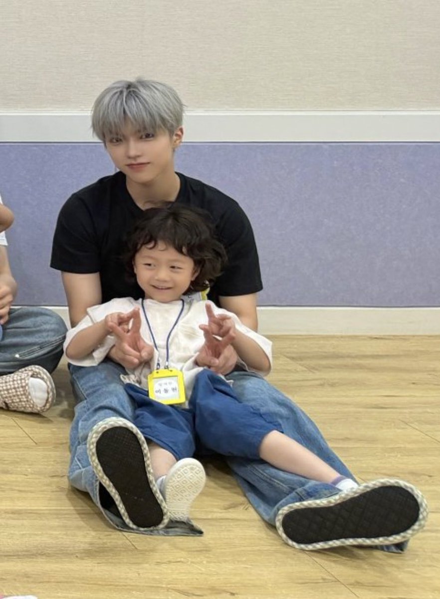 ksujeshaa's tweet photo. can't put into words how much this warms my heartㅠㅠ

#ALL_H_OURS #ON_N #온 #올아워즈 https://t.co/Kf7Wczp8Re