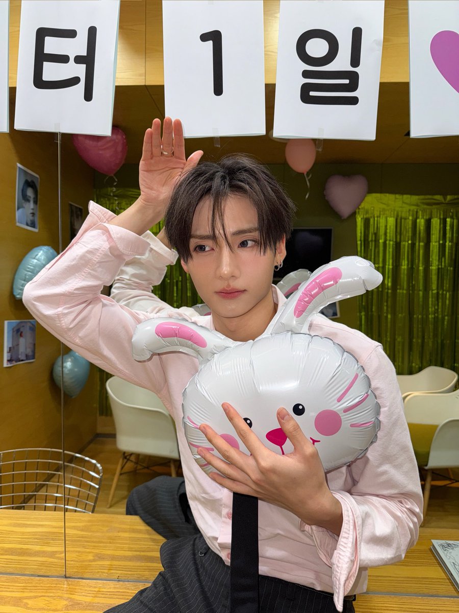 JoyyywR's tweet photo. TREAT SANGWON BETTER 
#TREAT_SANGWON_BETTER
#상원에게_더나은_대우를
@wakeone_offcl @ALD1_official @ALD1_jp @ALD1staff https://t.co/Sas4u7p5If