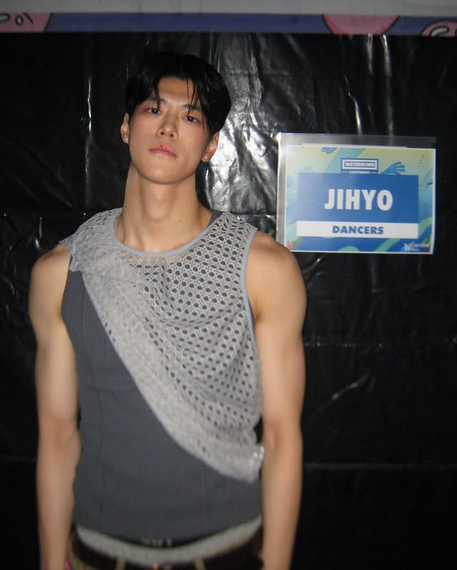 WithPJihyo's tweet photo. one of Jihyo's back up dancer posted a photo saying he wanted to perform 50 more times with Jihyo and it was such a dream to perform with her! 😆

"@/_zyozyo 🤍

I’m wrapping up this summer with Jihyo noona’s performance!! It was truly like a dream and so much fun… I want to do this at least 50 more times 😭😭😭"

#지효 #JIHYO #ジヒョ