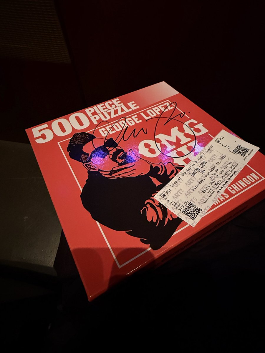 OfficialDatBoy's tweet photo. Saw the legend himself last night for the first time😎#chingon https://t.co/OioJrBcsI1