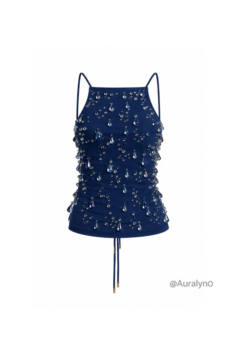Auralyn0's tweet photo. The Blue Dress https://t.co/IVcaSuSfpU