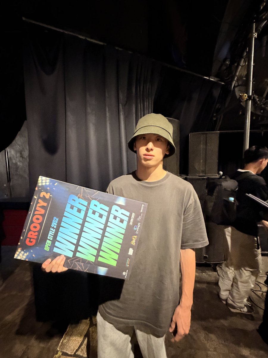 RAJ_AKKUN's tweet photo. groovy_battle 予選落ちぃ
昨日観て吸収したのを少し発散できれて
楽しかった☺️
これからもっと頑張ります
龍くんと勇太はめっちゃヤバかったです
写真撮らせてくれました
#groovybattle #akkun https://t.co/Gqv2tKsGXl