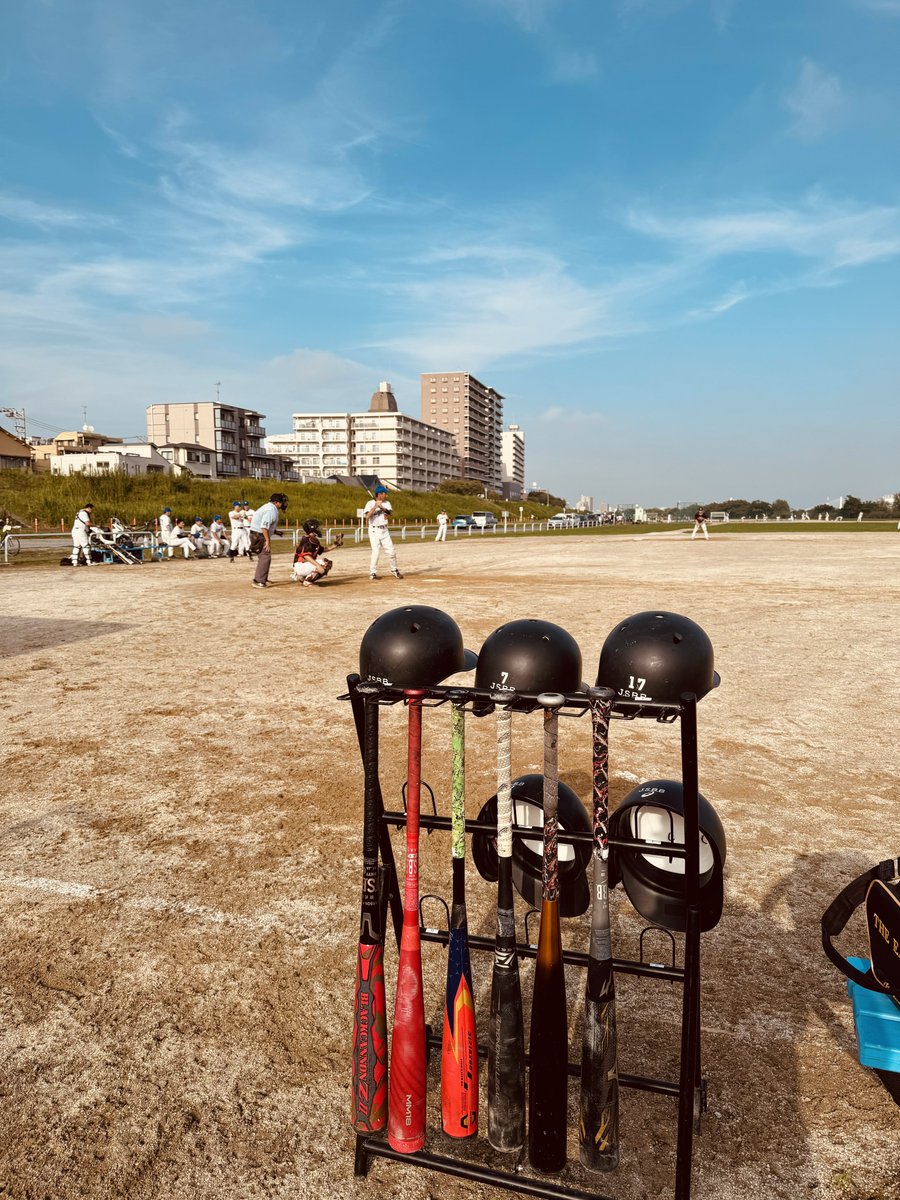 Tokyo_eagles's tweet photo. みんなで野球。
野球はいい。 https://t.co/EI9kfVjZQc