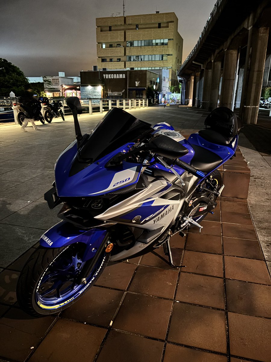 MaekenR25's tweet photo. 名前：まえけん
性別：男
住み：東京
車種：yzf-r25
趣味：バイク、valorant
一言：ぜひ一緒に走りましょう💪

 #バイク乗りとして軽く自己紹介
 #R25
 #YAMAHA https://t.co/0sR85bTKO9