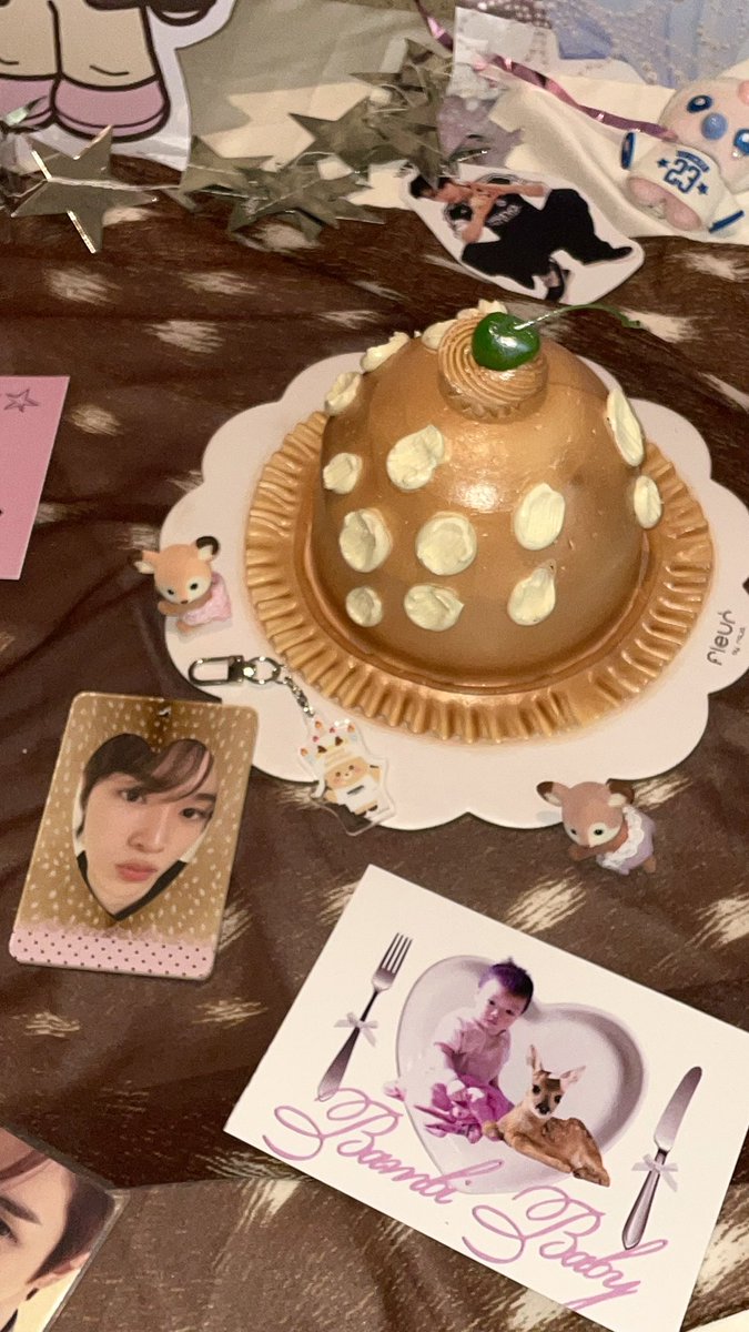 scwwwb's tweet photo. happy birthday bambi baby jsc ♡
#MyDeerestSC 🦌🤎 https://t.co/rQBJBMiUJT