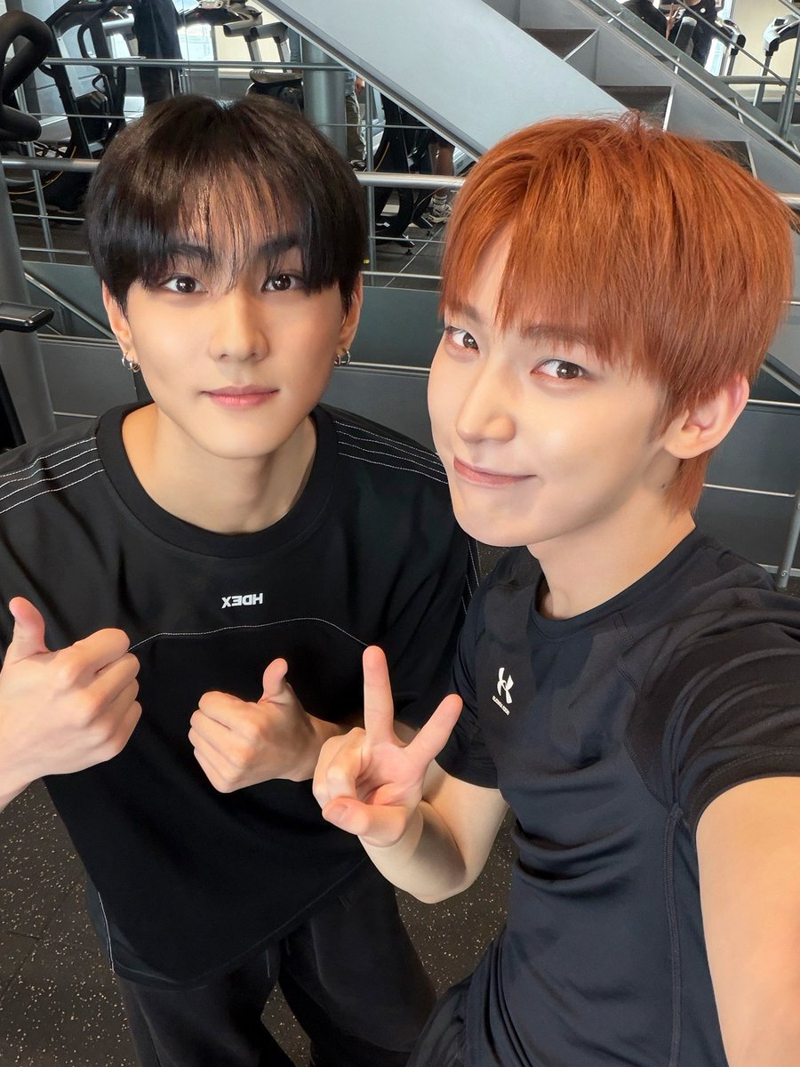 pocketzgallery's tweet photo. SUNWON GYM SELCA https://t.co/x1xjBGwrPp