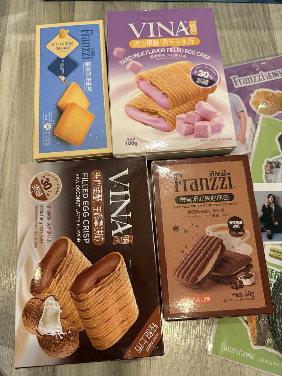 SupanneeTing's tweet photo. ได้รับขนมอร่อยแล้ว ร้าน @kotasale พร้อมส่ง ส่งเร็วเช่นเคย #kotaรีวิว 

ถึงน้องขนมจะหมดสัญญาจากพี่อี้ป๋อแล้ว แต่ติดใจชอบรสชาติของขนม 😊 https://t.co/lKpbfoFGQs
