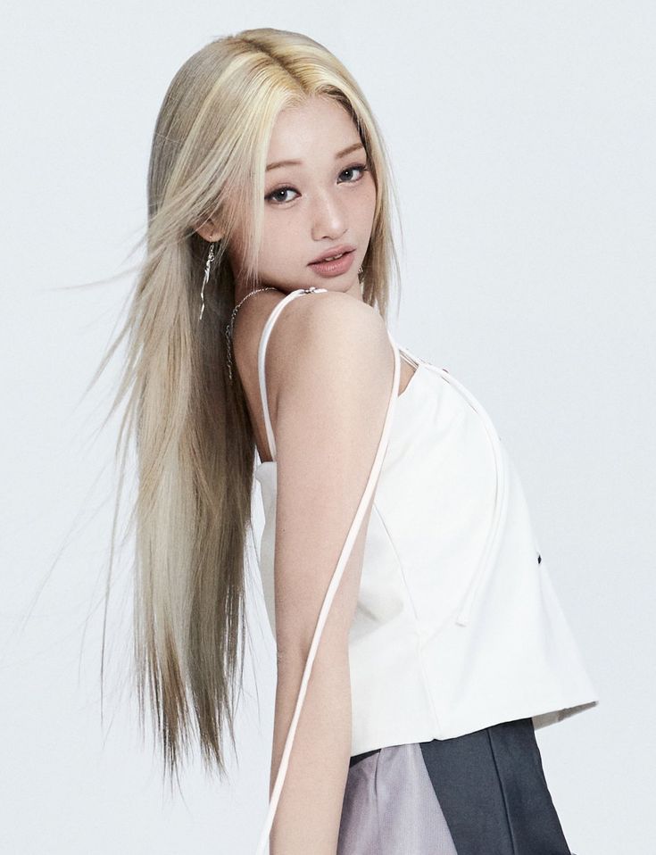MISSFIT_off's tweet photo. MISSFIT Album 'Aurora' Photo Ver. (4)
Angelica Photoshoot 

#Debut #fkpop #girlgroup https://t.co/Zy4vJ7FDjC