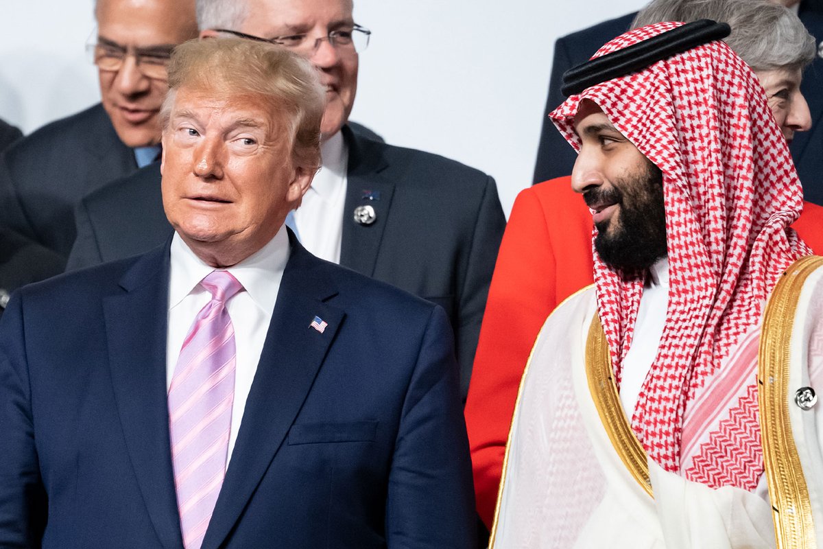 MarioNawfal's tweet photo. 🚨🇸🇦🇮🇷 If Saudi Arabia does not restart its East-West Pipeline within DAYS, it will run out of oil for export...

Which means 4% of global supply is LOST.

Drone ​attacks launched from Iraqi territory forced Saudi to shut its critical pipeline on Friday.

Sources say the damage could take 5-6 weeks to repair, though others believe it could be ​fixed quicker and resume pumping (partially) as repairs are ongoing.

It turns out Hormuz was just the beginning of our problems...

If not for Trump's win in Venezuela (ouster of Maduro and subsequent oil deal), it could have been MUCH worse for Americans about to vote in Midterms...

Source: Reuters / Writer: Michael