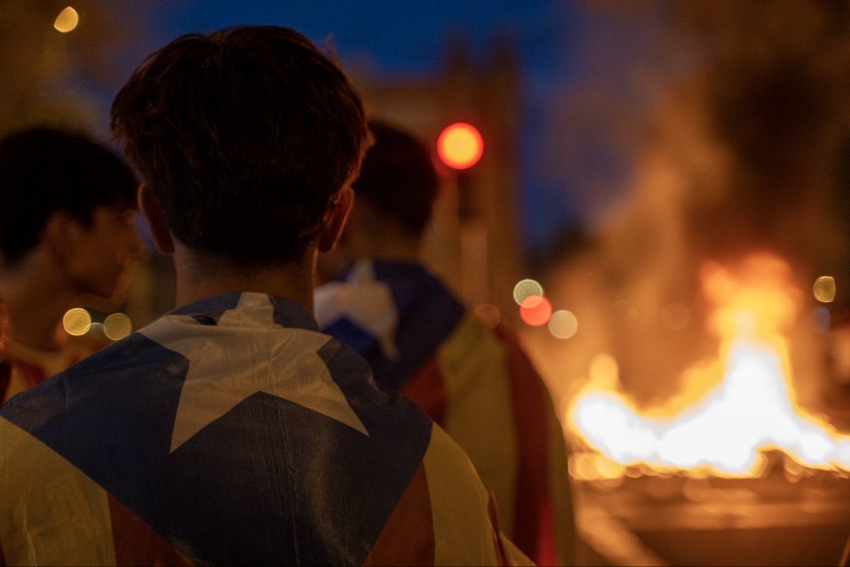 XavierMostacero's tweet photo. Algunes fotos de la darrera #diada per Getty Images https://t.co/kaLsJEA7Da