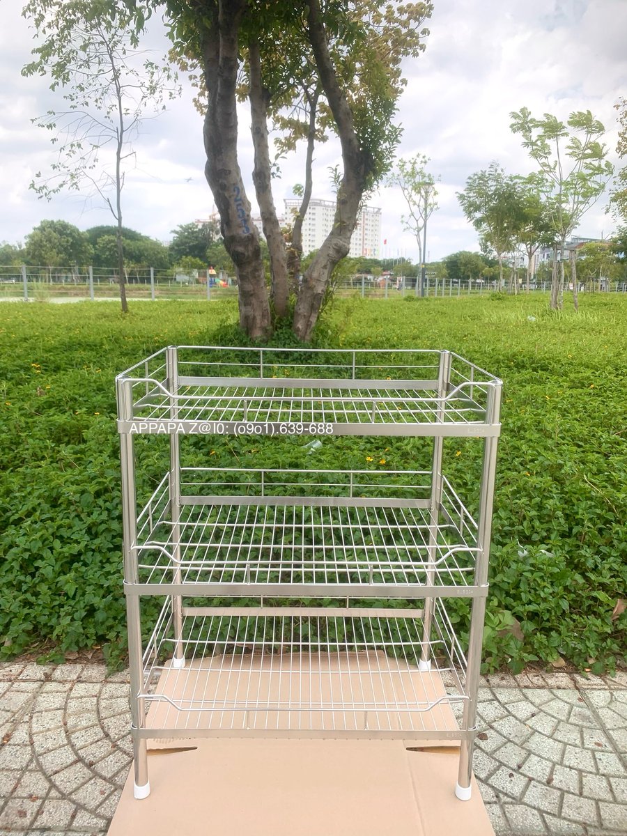 VnAppapa's tweet photo. Kệ inox 304 Đứng 3 tầng Dài 60cm R40 C73cm Để ly chén bát nồi chảo rổ ráp bếp Giao mọi miền #appapa #keinox304 #kechenbat #ke3tang #thinhhanh https://t.co/fUaFnexp0W