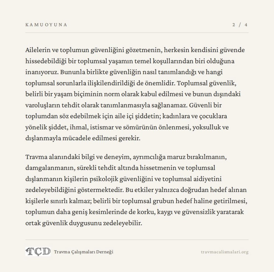 TravmaDernek's tweet photo. Güvenlik, bir yaşam biçimini norm sayıp gerisini tehdit ilan ederek sağlanamaz.

12 Eylül'de LGBTİ+ derneklerine yönelik "Ailem Güvende" operasyonu sonrası CETAD dahil çok sayıda hesaba erişim engeli getirildi. Ayrımcılıktan uzak, hak temelli bir yaşamın yanındayız. https://t.co/3vEeXYatQf
