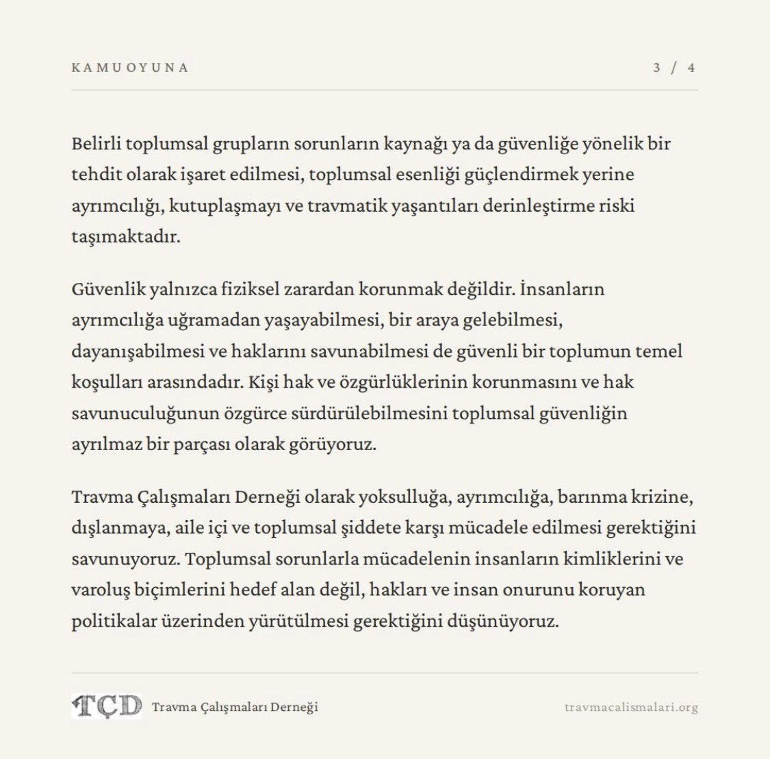 TravmaDernek's tweet photo. Güvenlik, bir yaşam biçimini norm sayıp gerisini tehdit ilan ederek sağlanamaz.

12 Eylül'de LGBTİ+ derneklerine yönelik "Ailem Güvende" operasyonu sonrası CETAD dahil çok sayıda hesaba erişim engeli getirildi. Ayrımcılıktan uzak, hak temelli bir yaşamın yanındayız. https://t.co/3vEeXYatQf