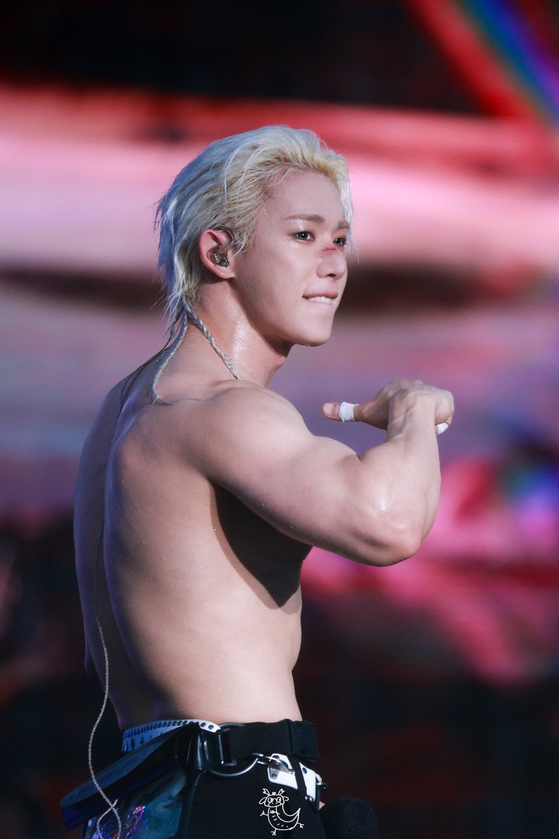 ImpTsan's tweet photo. 260912 WATERBOMB KAOHSIUNG

구이 Stay For WONHO

#원호 #WONHO #CORE https://t.co/vAx8DDcJQk