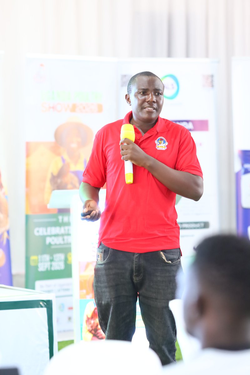 PAU_PoultryUG's tweet photo. What does it take to improve broiler performance?

A Farmer’s Master Class on Feed Quality and Broiler Performance, led by Nicholas Muheirwe of Biyinzika Poultry Uganda Limited is on going.

What feeding practices have made the biggest difference on your farm? 👇 https://t.co/gwU1rucAqb