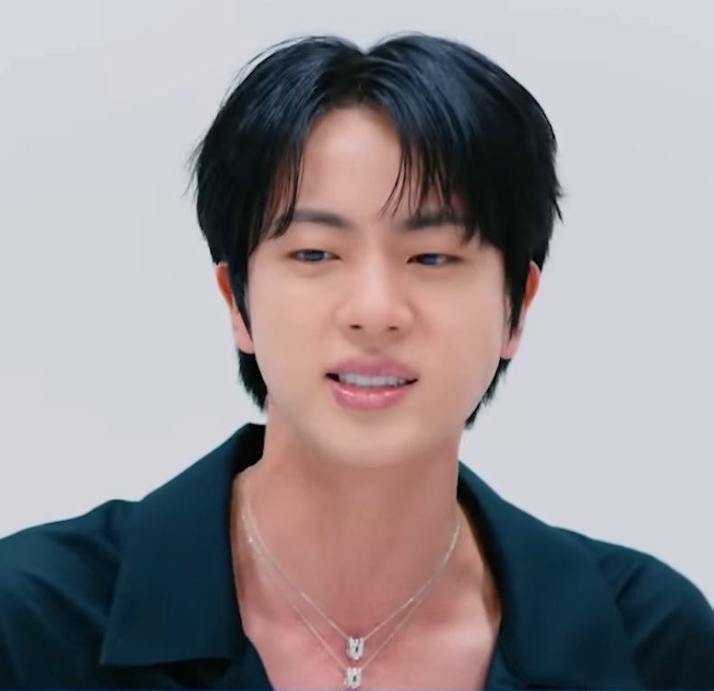 babieseokjins's tweet photo. i’m obsessed with how seokjin blushes down to his chest https://t.co/FxuZTiNLs6