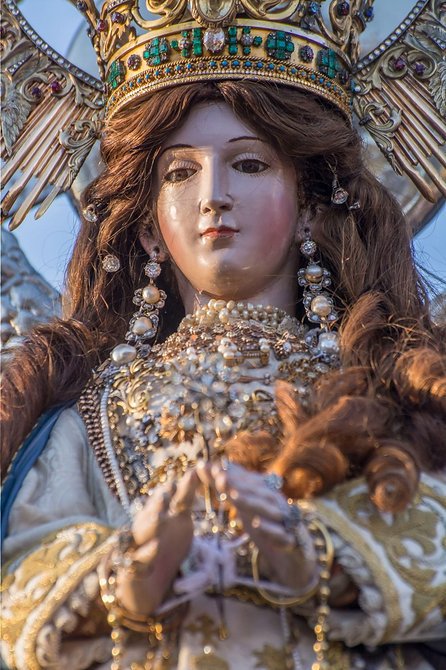 CapilladeSanN's tweet photo. 13 de Septiembre: Día de la Bienaventurada Virgen María del Milagro. https://t.co/t0oLJNSz5O