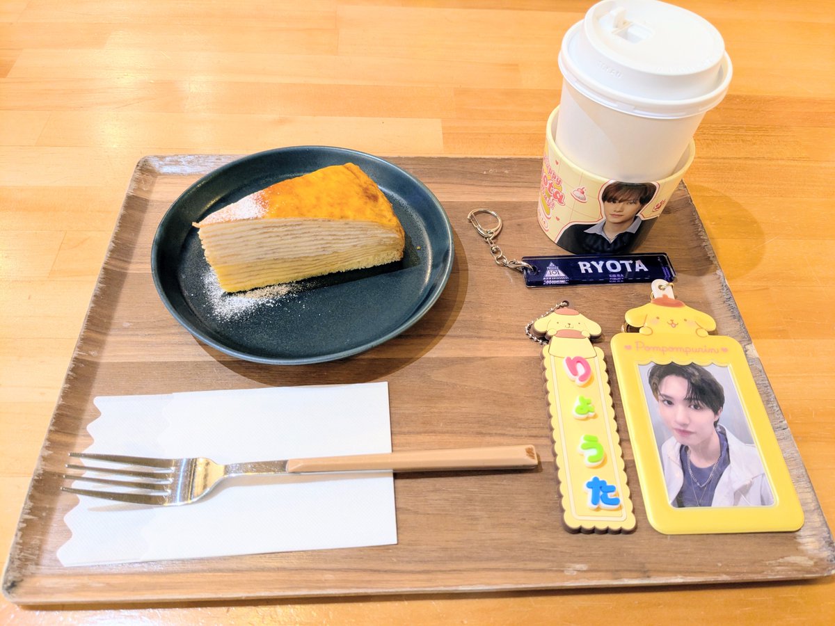 ulfchk's tweet photo. センイルカフェとても可愛くて細部まで凝ってて素敵だった😆お祝い出来て嬉しい☺️

装飾やカプホにお写真を使う事が出来たのも石田くんが沢山撮ってくれたおかげだね

運営様、カイサルカフェ様、沢山の準備ありがとうございます。

#りょうたっぷり召し上がれ https://t.co/Jr3sDUrBM4