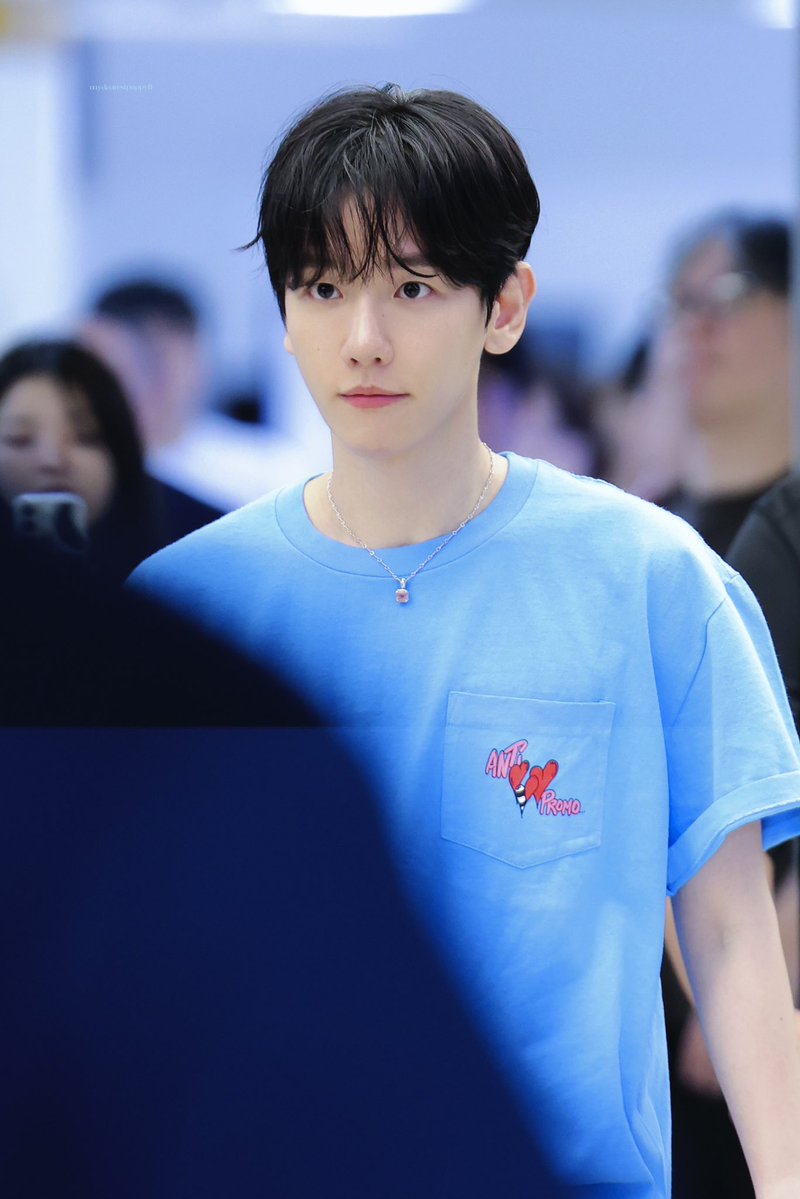 mydearestpuppyB's tweet photo. 260913 우리 강아디 수고했더🫳🏻🫳🏻잘 쉬어요
@B_hundred_Hyun 
#백현 #ベッキョン #BAEKHYUN https://t.co/X1W6o2b7kf