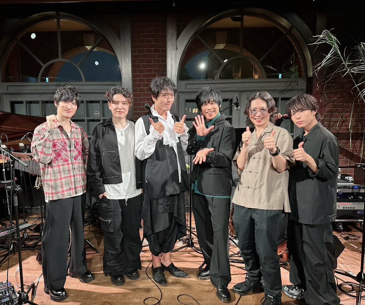 H_I_R_O_K_I____'s tweet photo. あんスタ バンドライブ2026 
DAY1公演、終了しました
岩崎諒太くんとの初共演、良いエネルギーをたくさんもらいました
ESバンドの演奏でビシビシパワーをもらいました
皆様からの応援で最高に幸せをもらいました

ありがとう、ありがとう！
また会いましょう！ https://t.co/I6ZGIvKPNT
