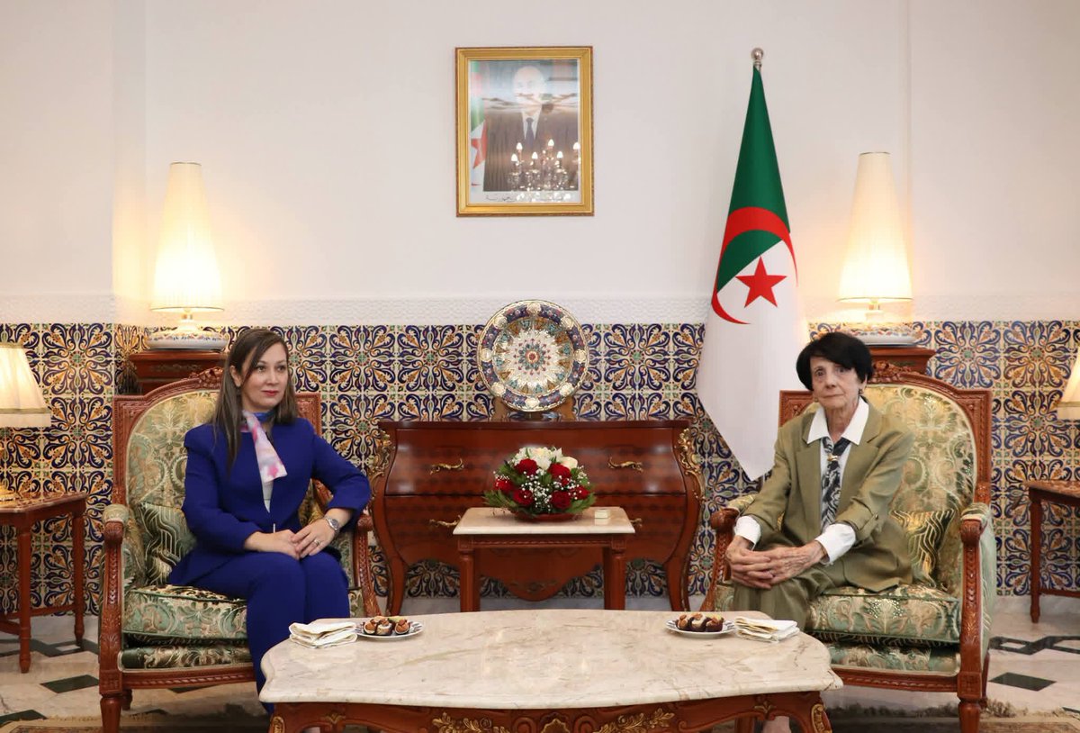 Dzair_Tube's tweet photo. Algeria Parliament Speaker Meets Constitutional Court President
🔗 Read the full story:
https://t.co/h7U2ozYYYQ
#Algeria #KhalidaBoufedeche #ConstitutionalCourt #Parliament #InstitutionalCooperation https://t.co/HRdkWGx7gh