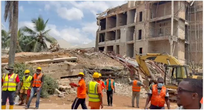 channelstv's tweet photo. JUST IN: One Dead, Four Rescued As Four Storey Building Collapses In Enugu

The cause of the collapse is yet to be established, as concerns grow over building safety and regulatory enforcement.

https://t.co/YqgDdKwSRS https://t.co/5uQGGXIDyc