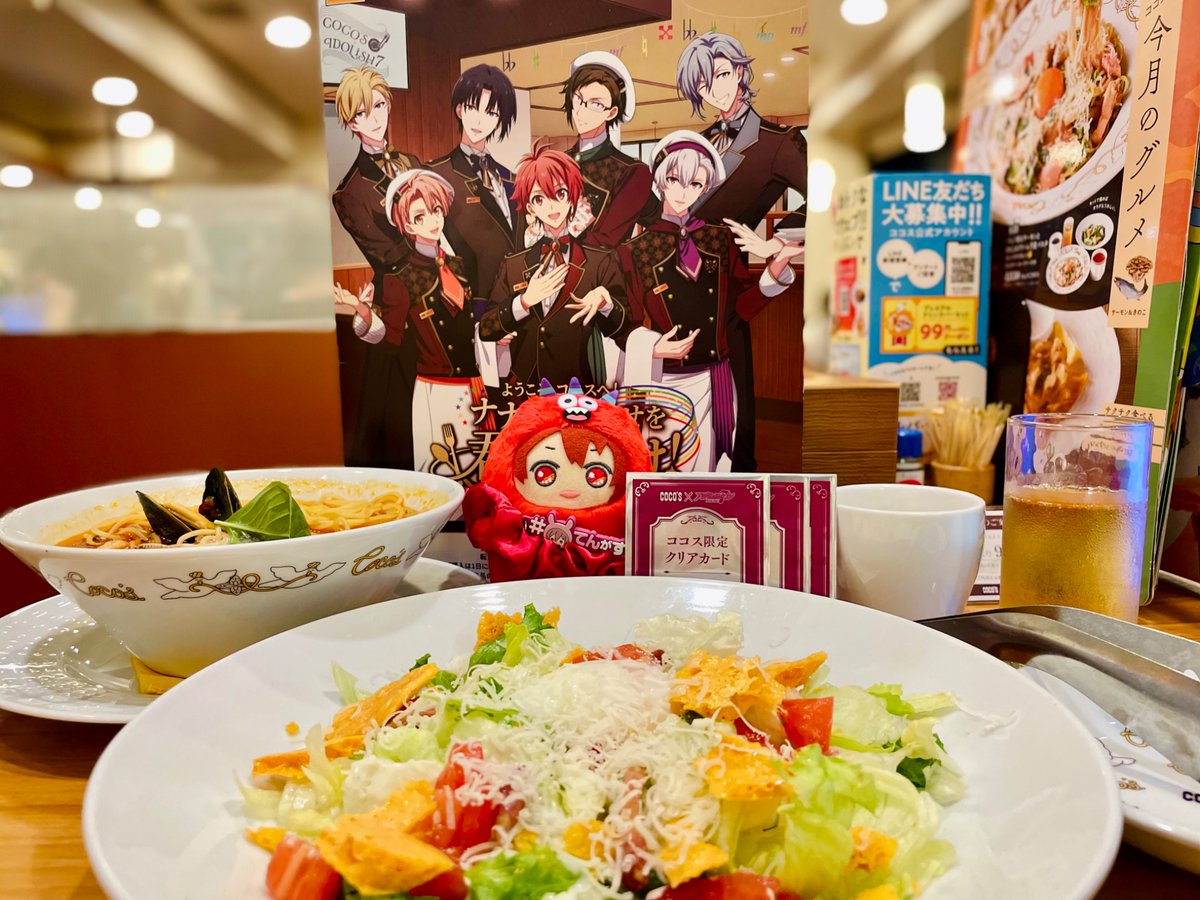 pxsky's tweet photo. 装飾店舗に行ってきました〜
コラボカフェよりコラボカフェ感が溢れて幸せ空間すぎる…！♪ https://t.co/v0SE1ZGWPS