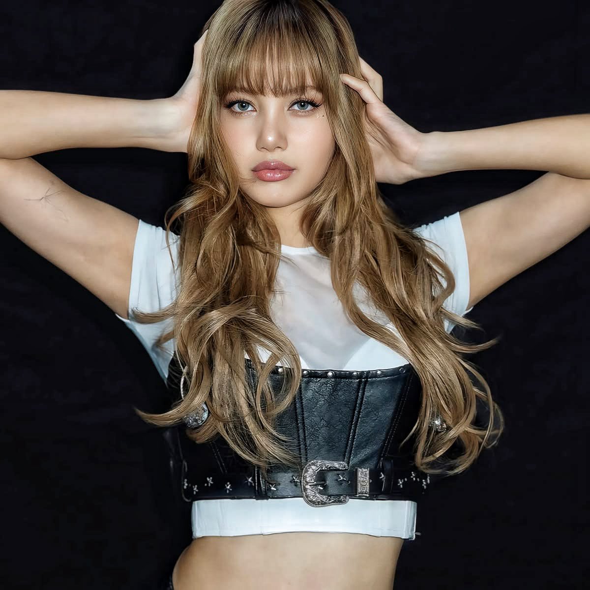 TWENTYSnt's tweet photo. وثائقي Always Lalisa عن نجمة BLACKPINK ليسا عُرض عالميًا في مهرجان تورنتو السينمائي، ويتابع عامها خلال مسيرتها الفردية، ومن المقرر طرحه في دور السينما في 12 أكتوبر
#AlwaysLalisa #Lisa #Kpop #BlackPink https://t.co/RswuTOa0ks