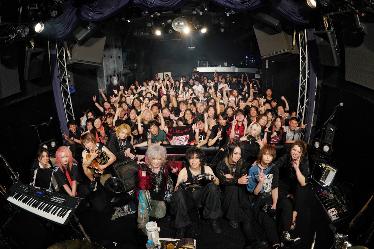 yugiri_Daizy's tweet photo. 2026年9月12〜13日(土日)渋谷REX
ABC vs Janne〜Respect Cover 2man LIVE〜vol.3「男女Nights」

Janne Da Arc Respect Cover Band

9/12(土)女限Night&9/13(日)男限Night
SE〜Deja-vu〜
01 explosion
02 7-seven-
03 マリアの爪痕
04 Confusion
05 ツメタイカゲロウ
06 DOLLS
07 霞ゆく空背にして
08 ヴァンパイア
09 -救世主 メシア-
10 Judgement 死神のKiss

ENCORE(全員登場)
11 feel the wind

9/13(日)女限Night(追加公演)
SE〜Deja-vu〜
01 Judgement 死神のKiss
02 7-seven-
03 マリアの爪痕
04 Confusion
05 ツメタイカゲロウ
06 DOLLS
07 霞ゆく空背にして
08 explosion
09ヴァンパイア
10 -救世主 メシア-

ENCORE(全員登場)
11 feel the wind

#ABCvsJanne