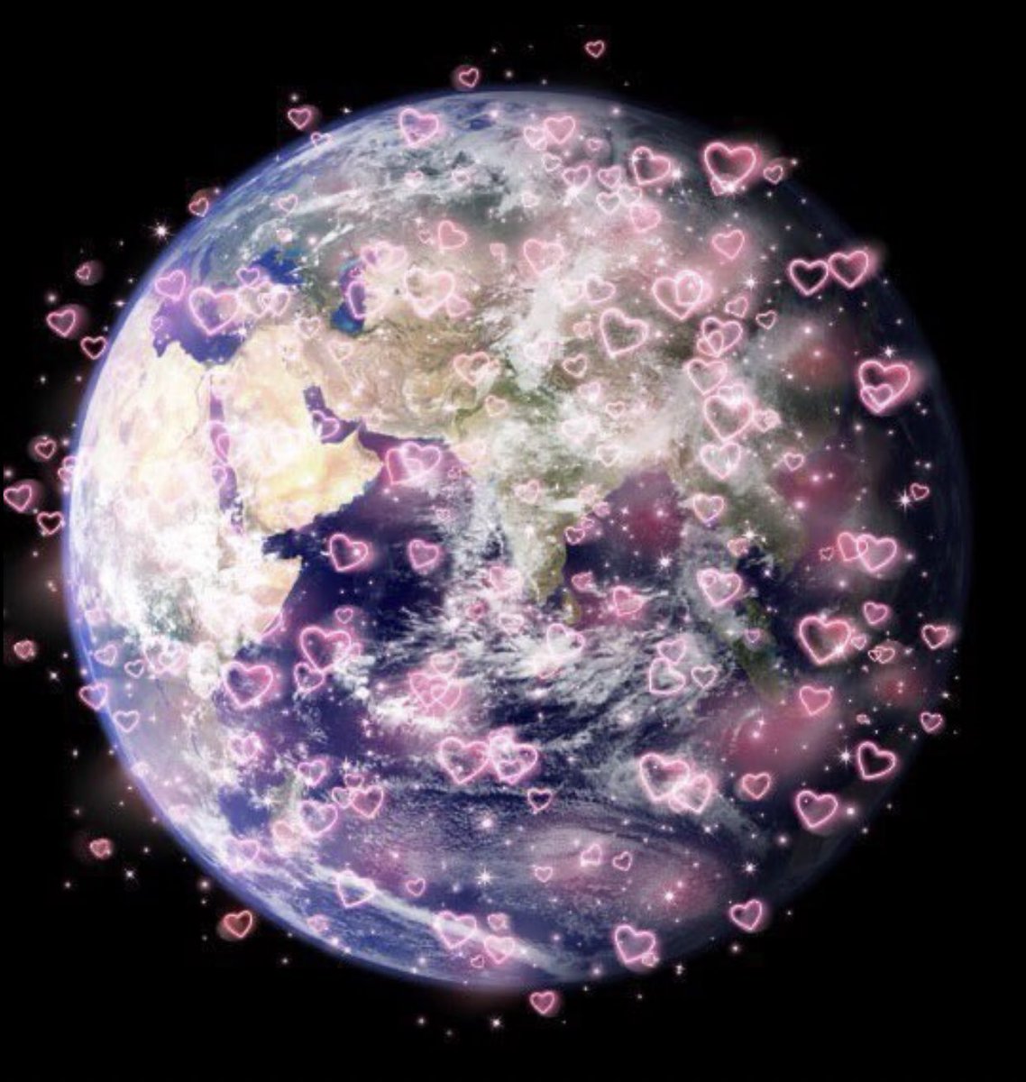 minchansidebae's tweet photo. The world before              The world after 
Han was born                      Han was born https://t.co/IfaPEZxExi