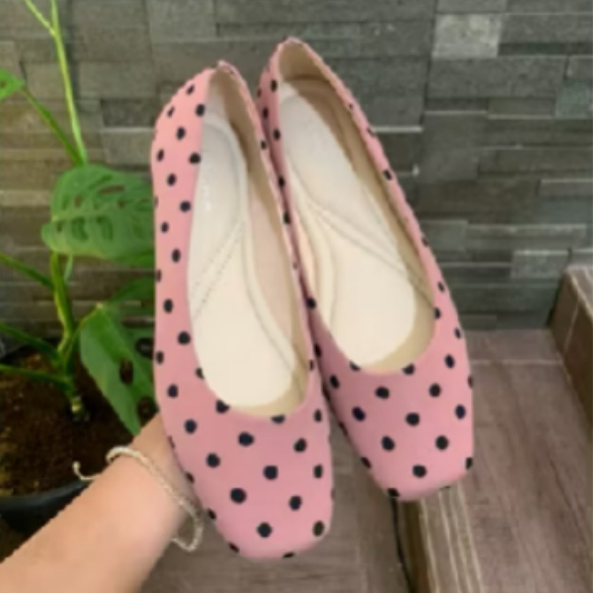 jyelss's tweet photo. @___kiy__aya__ ini, motif polkadot~ harganya cuman 100k
https://t.co/xIxH5MngcY https://t.co/suKYk1SsCh