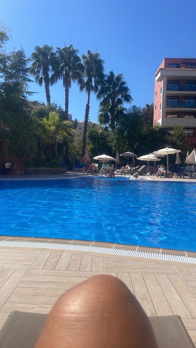 Anitafash's tweet photo. Lo del sufrimiento y tal…
#playa https://t.co/DsD0SDGvGS