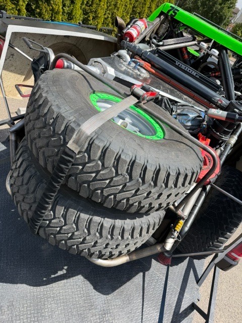 JayeSeager's tweet photo. Built for Vegas to Reno. This custom spare tire tie-down was designed for the Dean Family Trophy Truck to handle America’s longest off-road race. Proud to support the team on the truck and through custom race apparel. https://t.co/OBuNKIs2gc