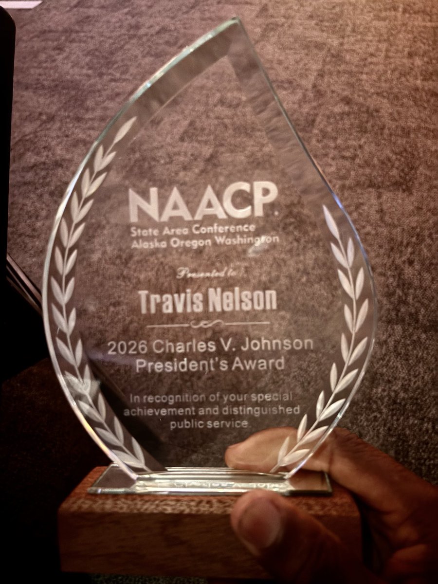 IamTravisNelson's tweet photo. Last night I had the honor of receiving a very special award. I am so thankful that the NAACP State Area Conference (Alaska, Washington, and Oregon) for honoring me with the Presidents Award for Public Service! 

THANK YOU!

Special shout out to Tony Freeman &amp; Sheley Davis! https://t.co/WaTGew4sil