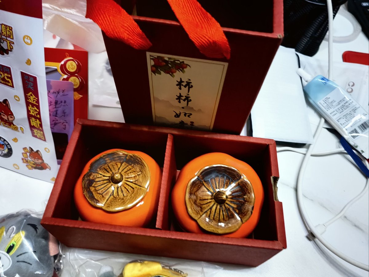 souvenirOFbg's tweet photo. 今日拆到心仪的文创盲盒！居然抽中了隐藏款，包装超用心～， https://t.co/6KdPYSRhqx