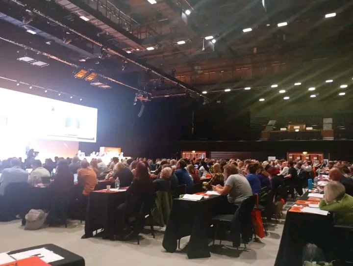 AmbarZamora1104's tweet photo. 🇨🇺 Sesión Inaugural del 158° Congreso del TUC. UNITYWORKS CONGRESS 2026. Debates sobre los desafíos del sindicalismo británico. Mención al trabajo de solidaridad con #Cuba y su continuidad en las palabras inaugurales de Steve Gillan, presidente del TUC. https://t.co/Frk39bDi9h