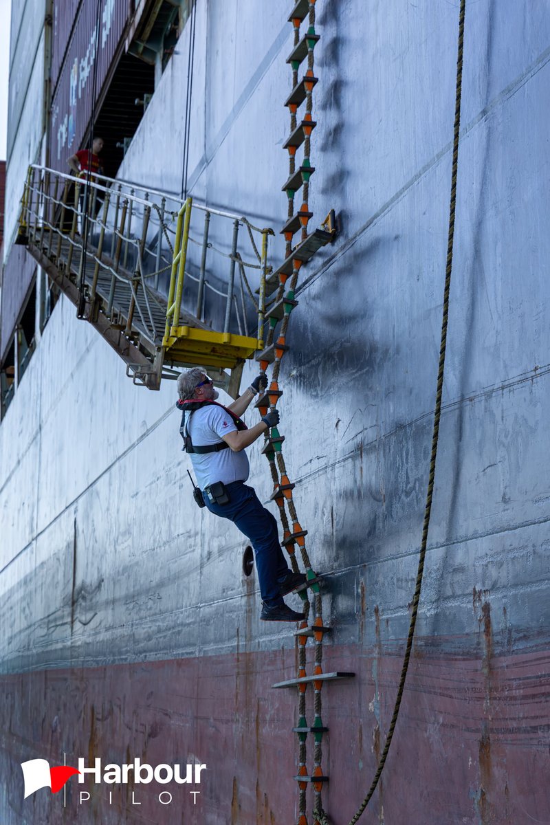 PilotHarbour's tweet photo. Pilot board Zim Atlantic outbound Valencia.
#port #shipping #HarbourPilot #transportmaritime #portoperations #globaltrade #globalshipping #maritimephotography #maritimestrategy #merchantmarine #imohq #impa #empa #maritimepilot #internationalmaritimepilots #SeafarersLifeOnboard #noshippingnoshopping
@empapilots
@practicospuerto
@pilot8080