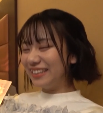 adoalife's tweet photo. 真面目な顔をしてても、ツボに入ったらもう止められないショートヘアの子    
彼女の詳細は↓  
【https://t.co/5Rv5RXUgVb】 https://t.co/mBPtqexZpy