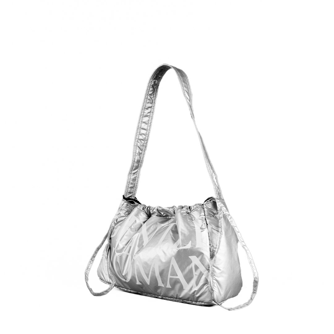 impakhole's tweet photo. ส่งต่อ

กระเป๋าเกี๊ยว Gentlewoman 
Dumpling bag - สีเงิน Silver Starlight
🥟 900฿
(ราคาเต็ม 1,290)

*ใช้ไปเพียง 2 ครั้ง สภาพใหม่ ไม่มีตำหนิ

#Gentlewoman #Rallymovement
#ส่งต่อเสื้อผ้า #ส่งต่อกระเป๋า #ส่งต่อgentlewoman #ส่งต่อกระเป๋ามือสอง #กระเป๋ามือสอง #ส่งต่อเสื้อผ้าสภาพดี https://t.co/EevU82Ts0t