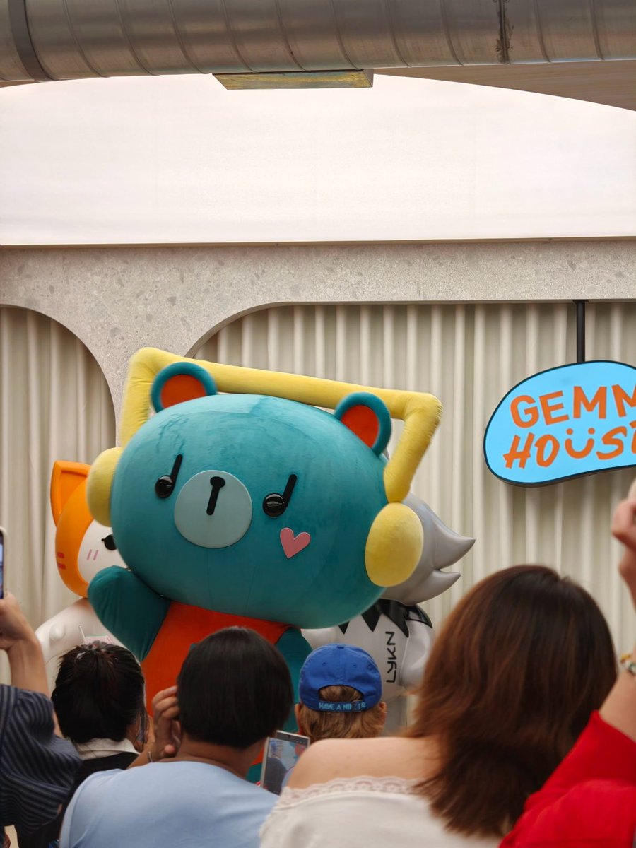 permpoon_GMMTV's tweet photo. ก๊อกๆๆ✊🏻 ฟามน่ารักมาเสิฟแย้วค้าบ
#GEMMHOUSE
#PERMPOON https://t.co/IWdjTB6SWn
