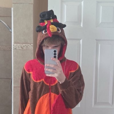 RowanWilder1's tweet photo. #NewProfilePic https://t.co/aSqMdwN4Qg