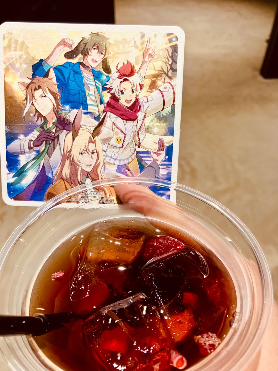 herb999's tweet photo. day2現地でした！ かなり玄人向けのライブだったけど、幸いにもSideM玄人なのではちゃめちゃに楽しめました　こんなセトリ誰も予想できないよ…
ゲームに劇場版に嬉しいお知らせばかりで幸せ　Pの応援のおかげだよって言ってくれたのが何より嬉しい　明日からまた頑張ろう
#SideM11th_day2 https://t.co/FhlQxAUYGS